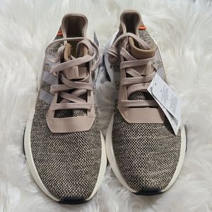 Brand new never worn sneakers